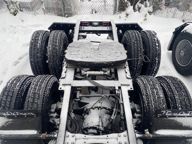 2020 Freightliner Cascadia-3