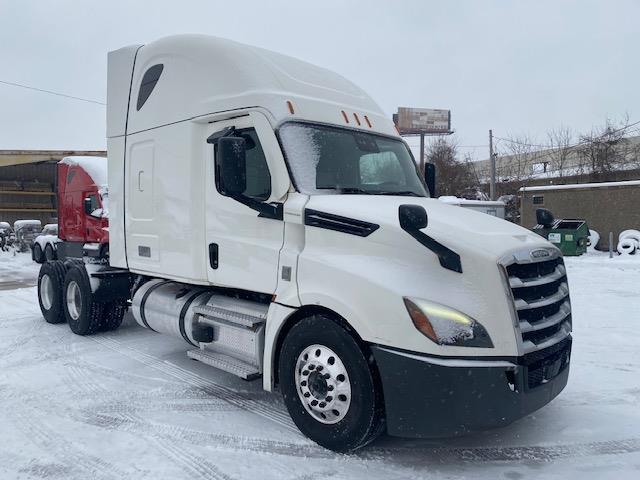 2020 Freightliner Cascadia-9