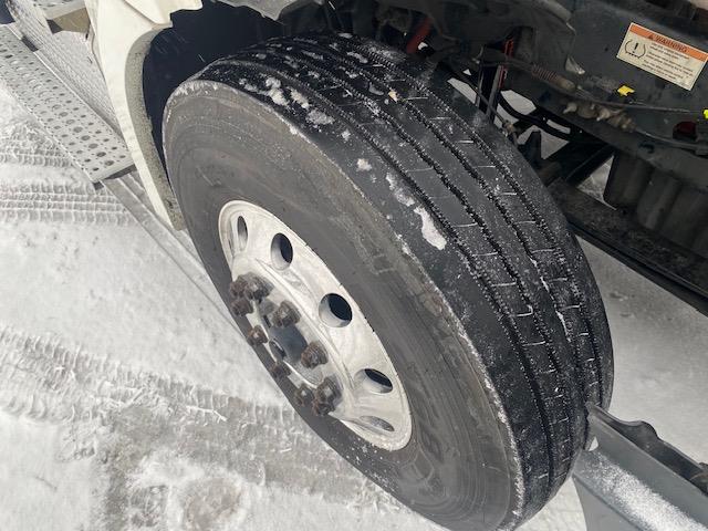 2020 Freightliner Cascadia-13