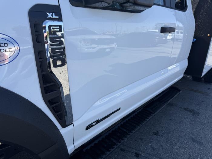 2026 Ford F-550-25