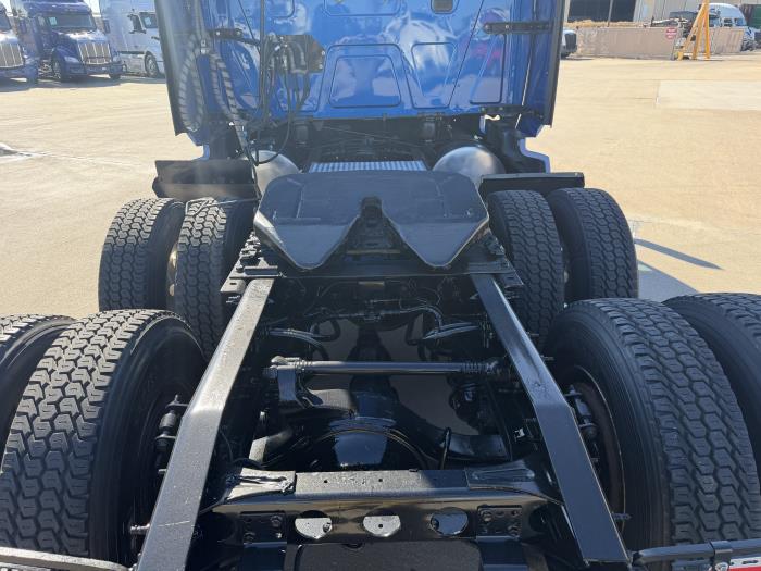 2022 International LT625-13