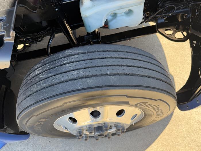 2022 International LT625-20