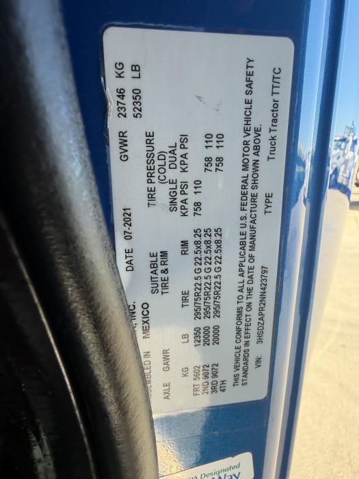 2022 International LT625-25