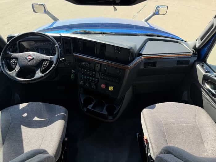 2022 International LT625-34