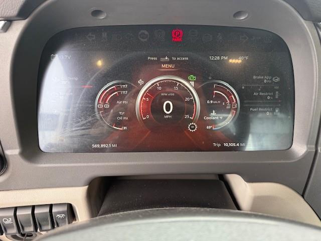 2023 Peterbilt 579-9