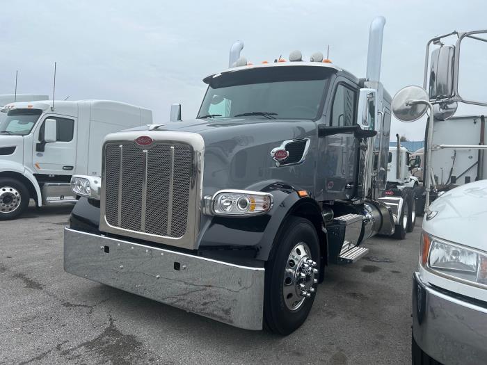 2026 Peterbilt 567-6