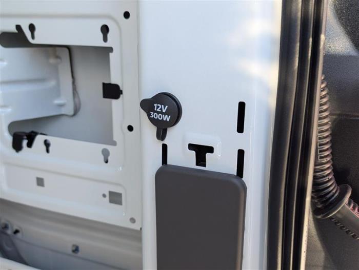 2026 Ford Transit-250-10