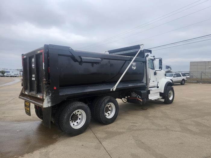 2019 International HX520-4