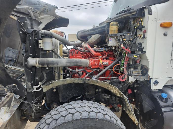 2019 International HX520-9