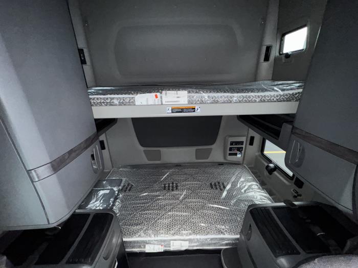 2026 International LT625-15