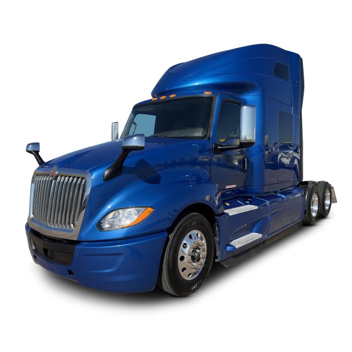 2022 International LT625-0