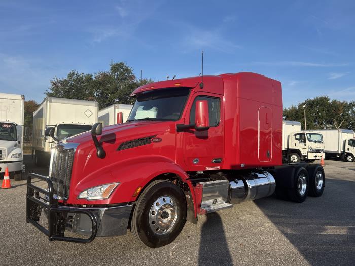 2022 Peterbilt 579-1