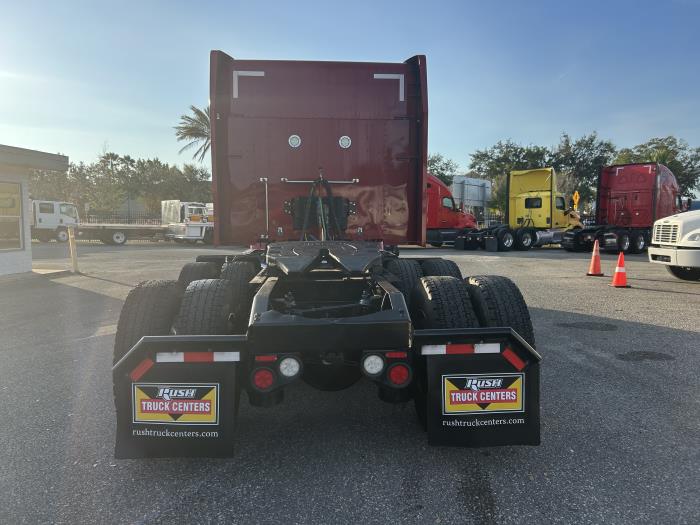 2022 Peterbilt 579-4