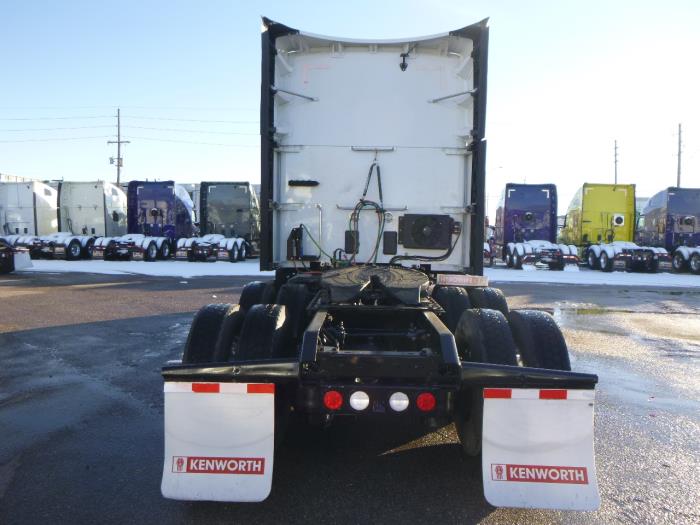 2022 Kenworth T680-3