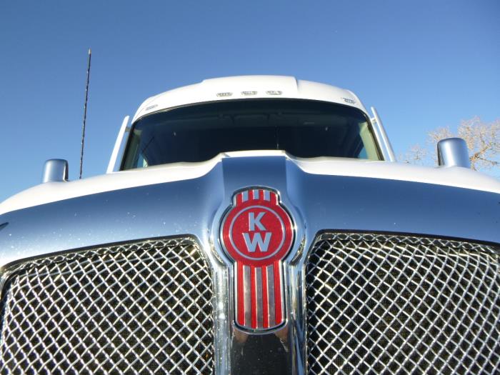 2022 Kenworth T680-8