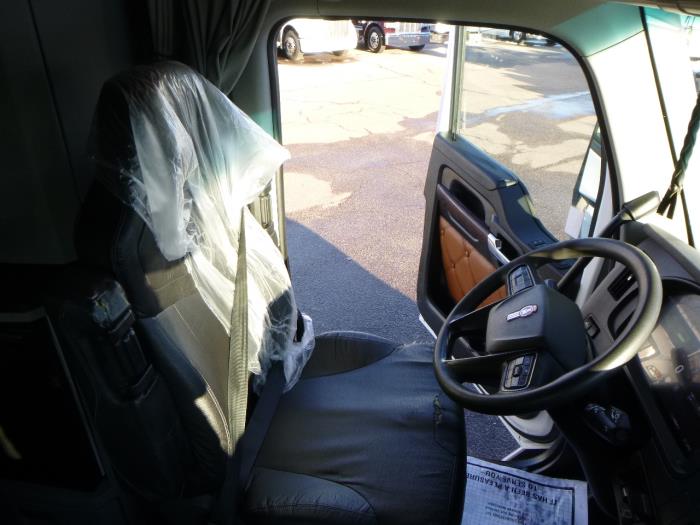 2022 Kenworth T680-14