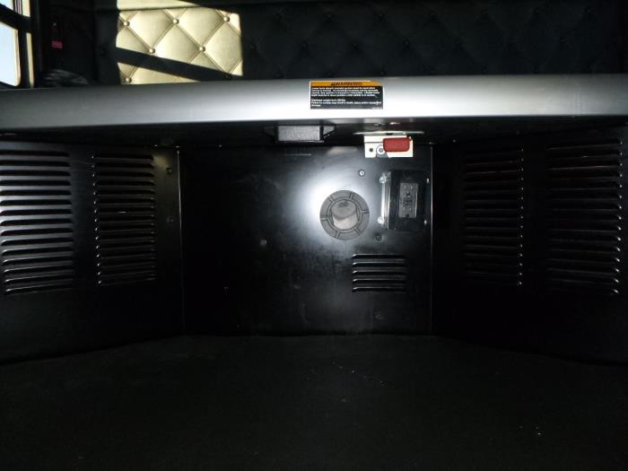 2022 Kenworth T680-26