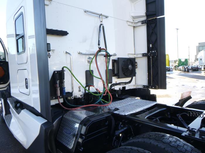 2022 Kenworth T680-30