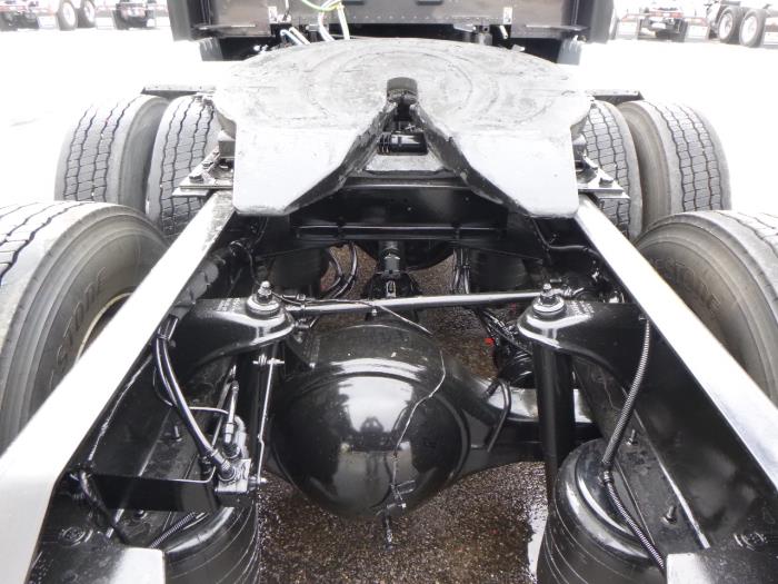 2023 Kenworth T680-4