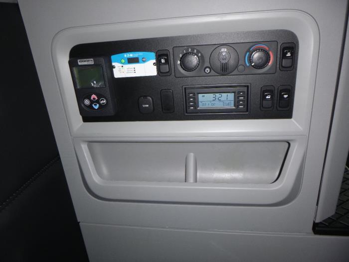 2023 Kenworth T680-19