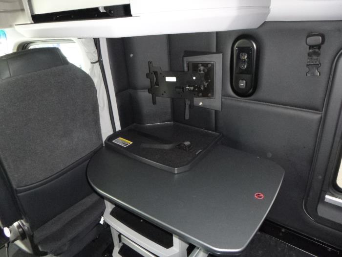 2023 Kenworth T680-21