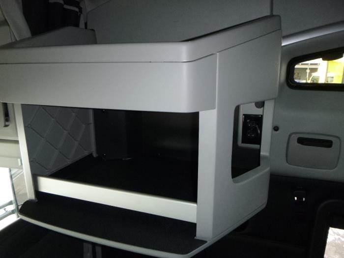 2023 Kenworth T680-22