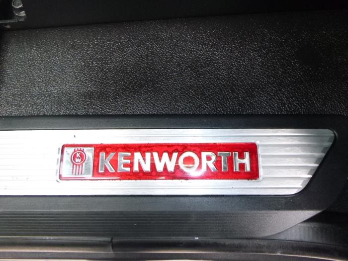 2023 Kenworth T680-25