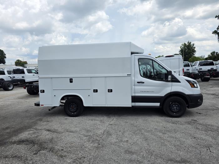 2025 Ford Transit-350-4