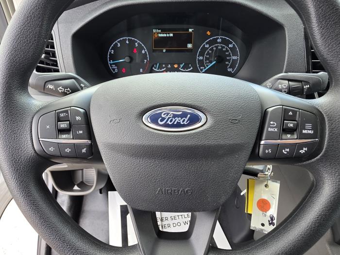 2025 Ford Transit-350-19