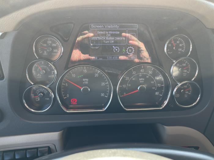 2022 Peterbilt 579-18