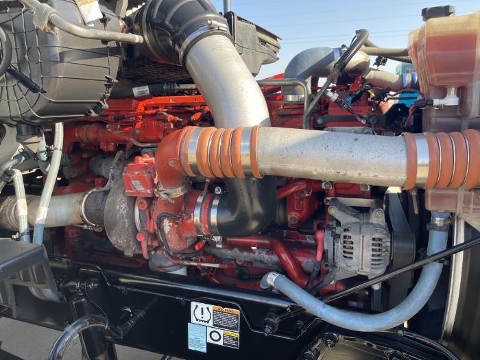 2022 Peterbilt 579-28