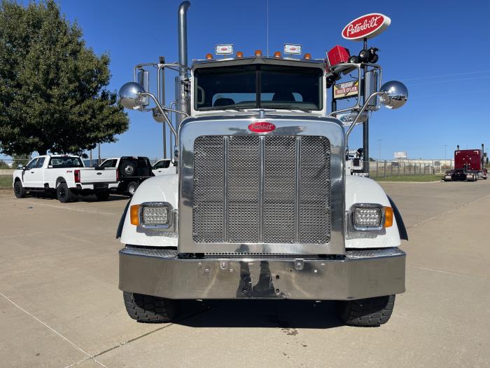 2014 Peterbilt 365-1