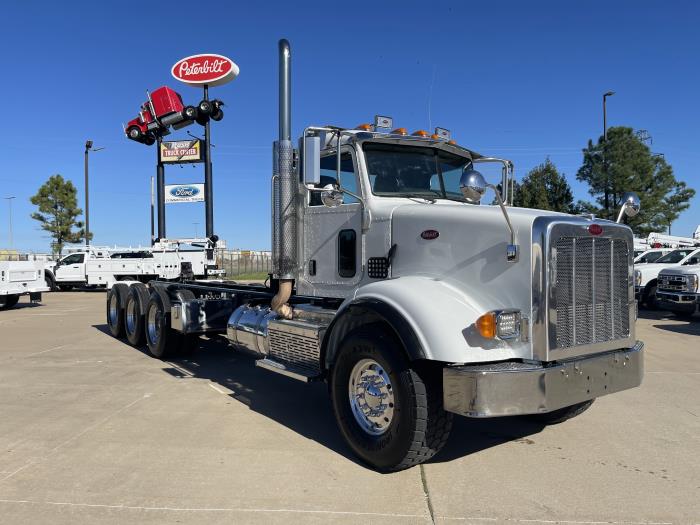 2014 Peterbilt 365-2