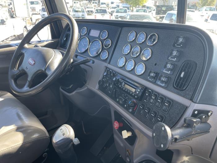 2014 Peterbilt 365-22