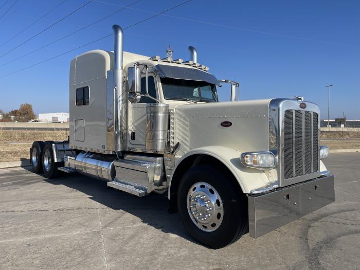 2019 Peterbilt 389-2