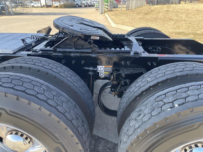 2019 Peterbilt 389-11