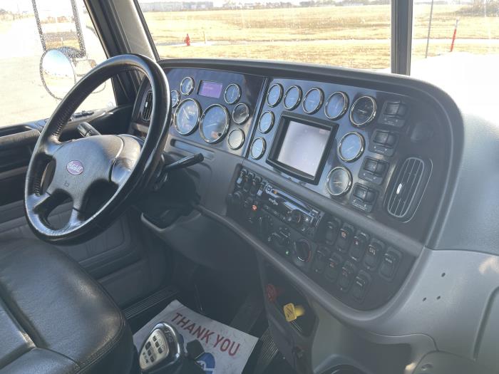 2019 Peterbilt 389-21
