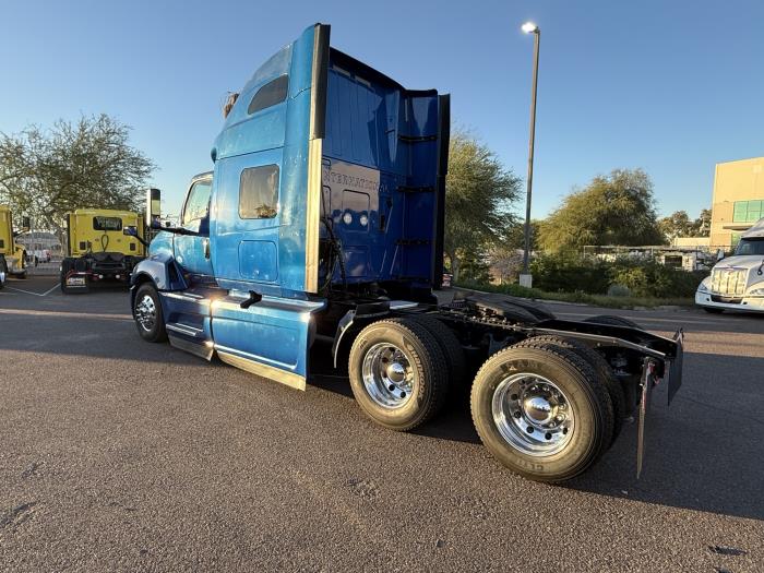 2022 International LT625-2