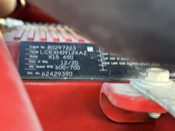 2022 International LT625-8