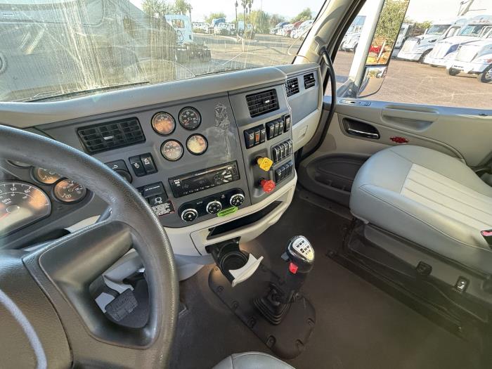 2021 Peterbilt 567-11