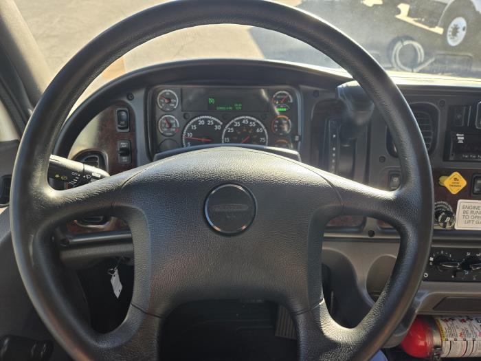 2021 Freightliner Business Class M2 106-2