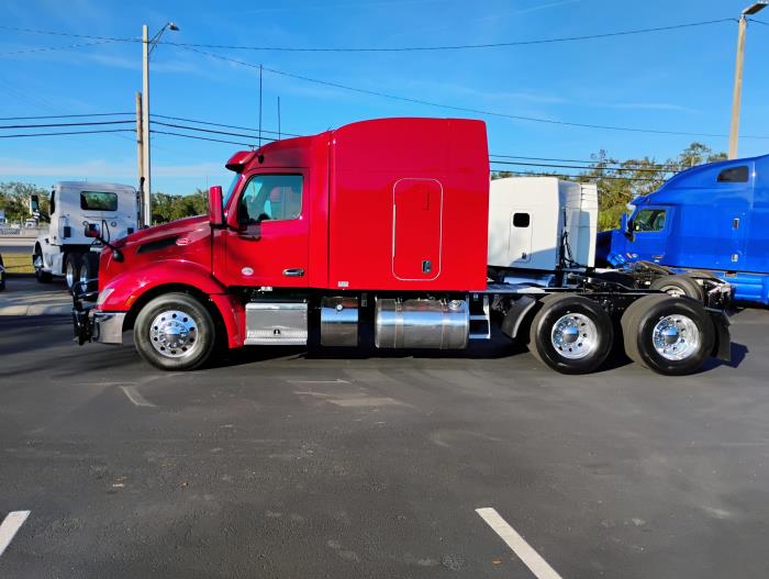 2022 Peterbilt 579-3