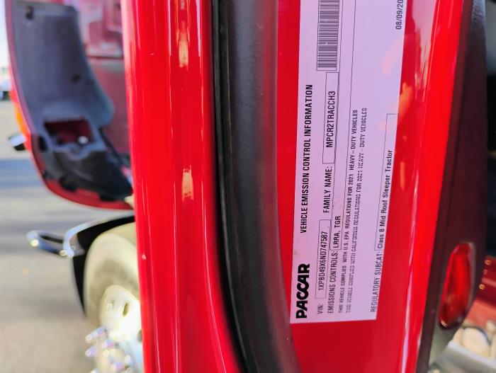 2022 Peterbilt 579-17