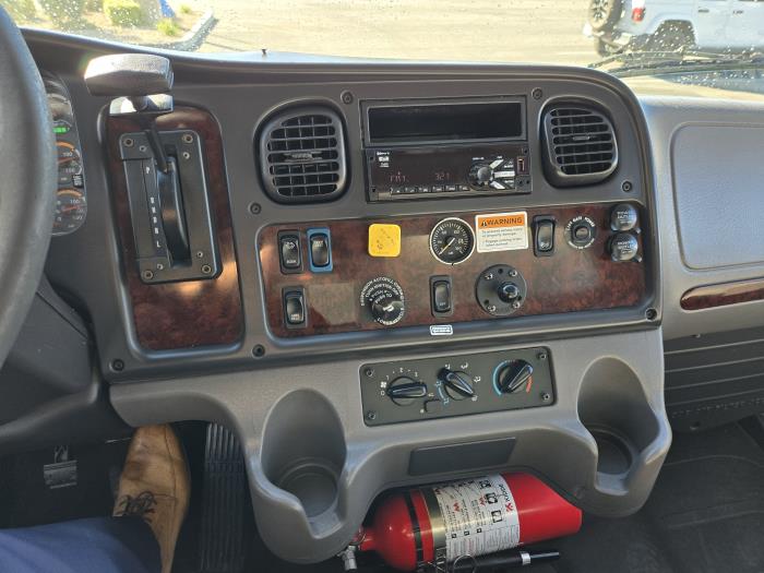 2020 Freightliner Business Class M2 106-1