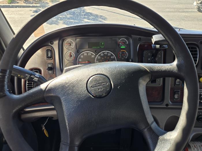 2020 Freightliner Business Class M2 106-3