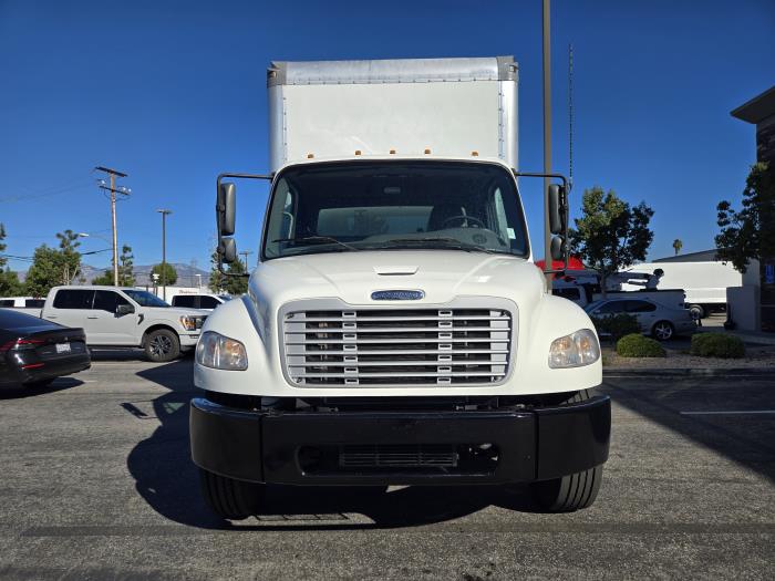 2020 Freightliner Business Class M2 106-6