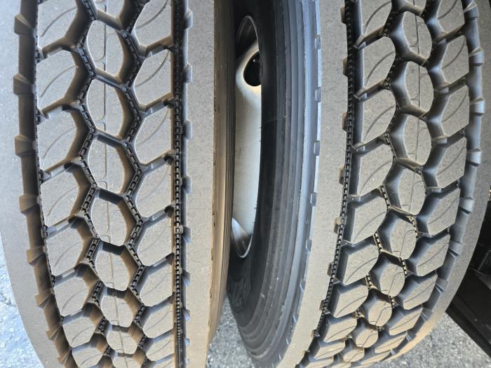 2020 Freightliner Business Class M2 106-7