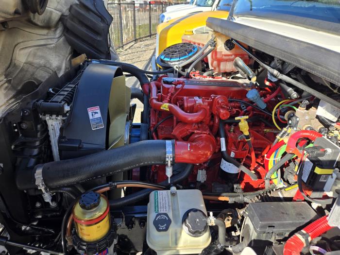 2020 Freightliner Business Class M2 106-13