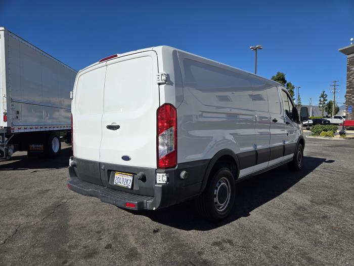 2018 Ford Transit-350-9