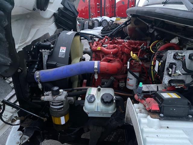 2022 Freightliner Business Class M2 106-12